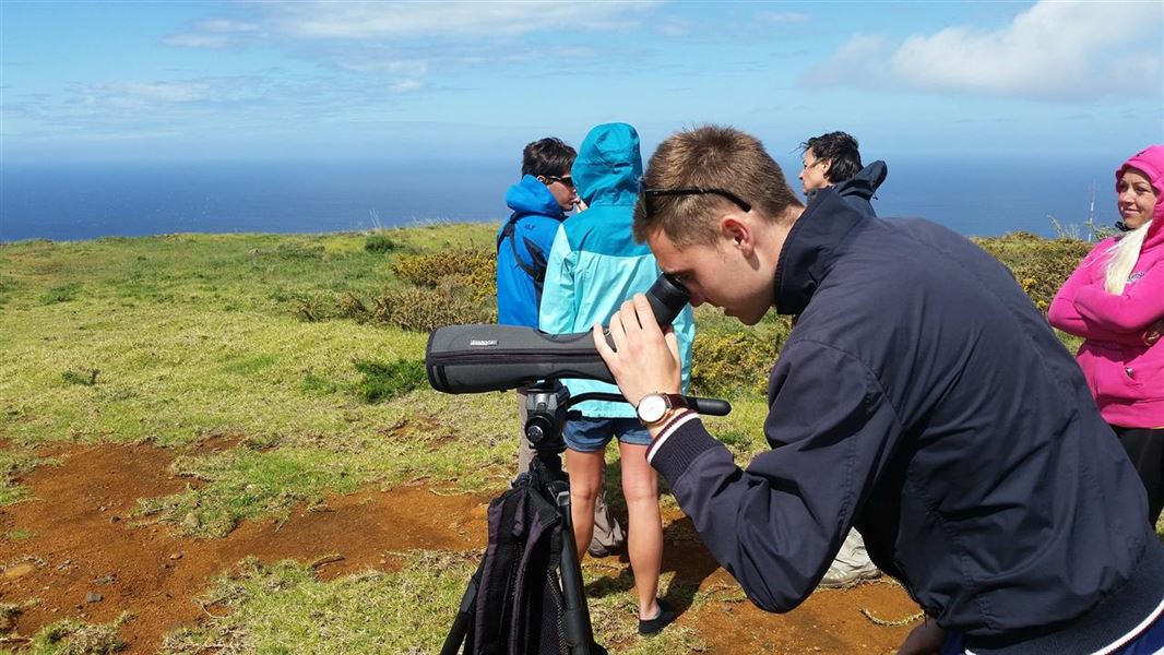 Naturbutikken tilbyder et DOF Birdlife teleskop